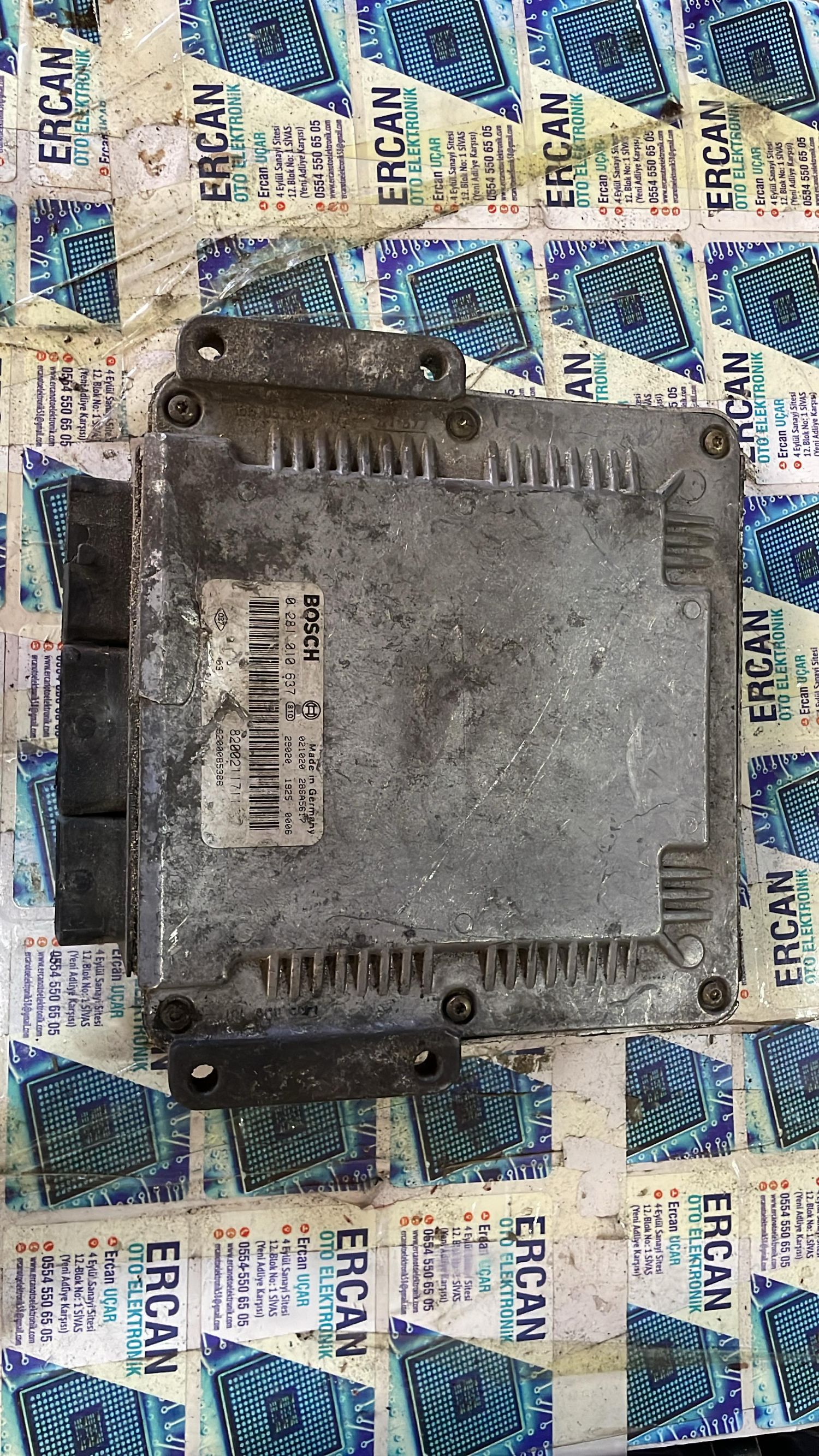 0281010637 Renault Laguna 2.2 motor Beyni 